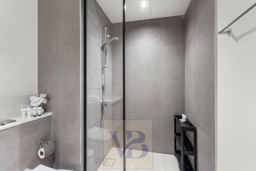 26 7ST00916. jpg