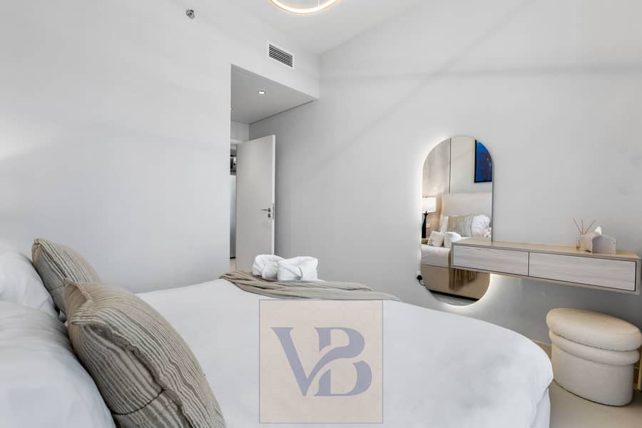 30 7ST00936. jpg