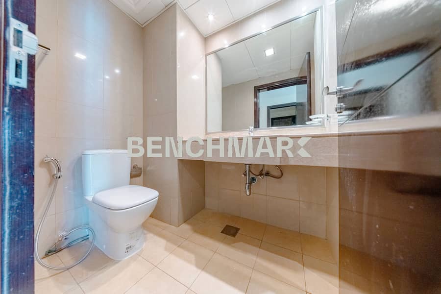 17 Al Reem Island -Sun Tower 3BR Apt (17). jpg