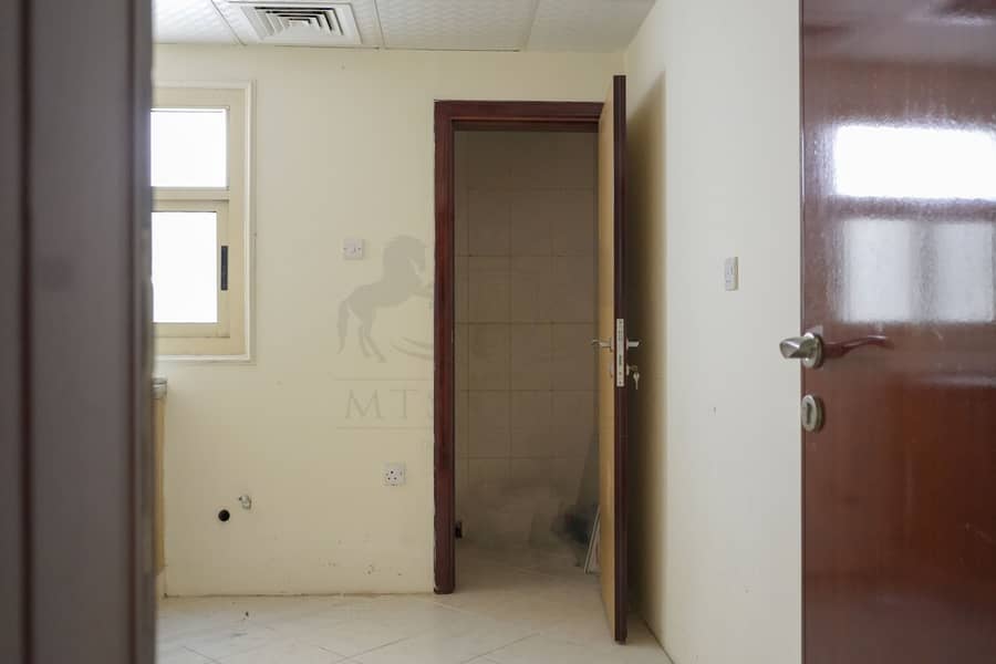8 ART01395. JPG