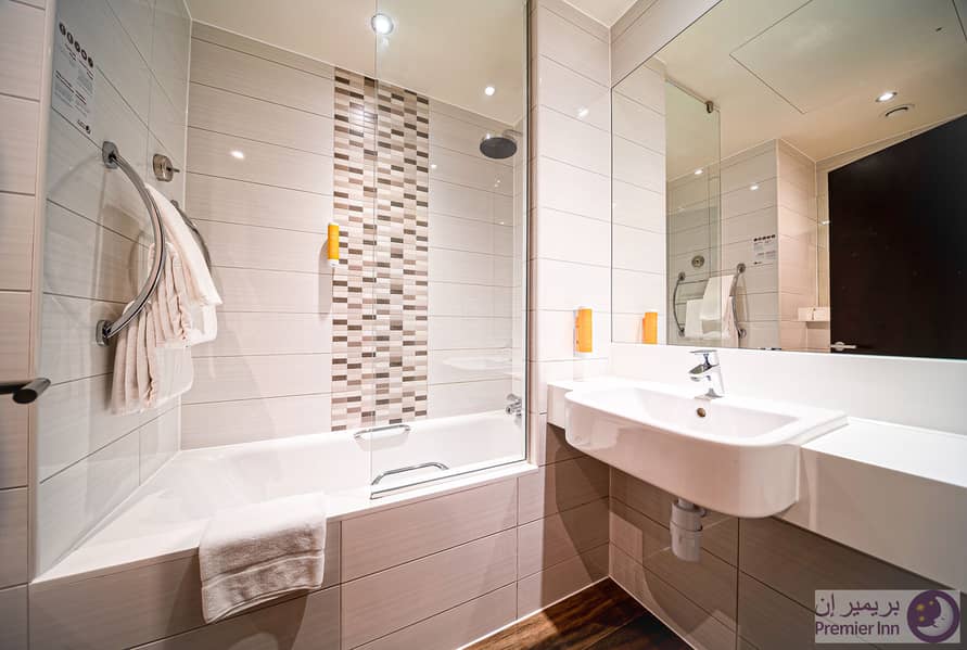 4 PI_IBM_Standard_Bathroom_Tub_15082024. jpg