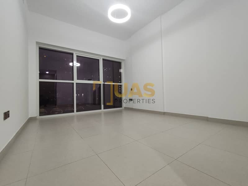 4 70193. jpg