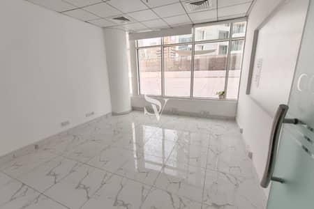 Office for Rent in Business Bay, Dubai - Open Space | Low Floor | Burj Khalifa View Office for Rent in Business Bay, Dubai - Open Space | Low Floor | Burj Khalifa View