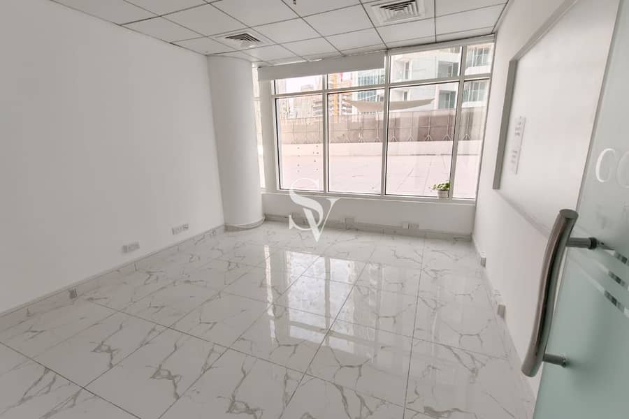 Open Space | Low Floor | Burj Khalifa View Open Space | Low Floor | Burj Khalifa View