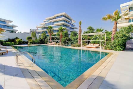 Luxurious and Spacious 2 Bedroom with Best Views Luxurious and Spacious 2 Bedroom with Best Views