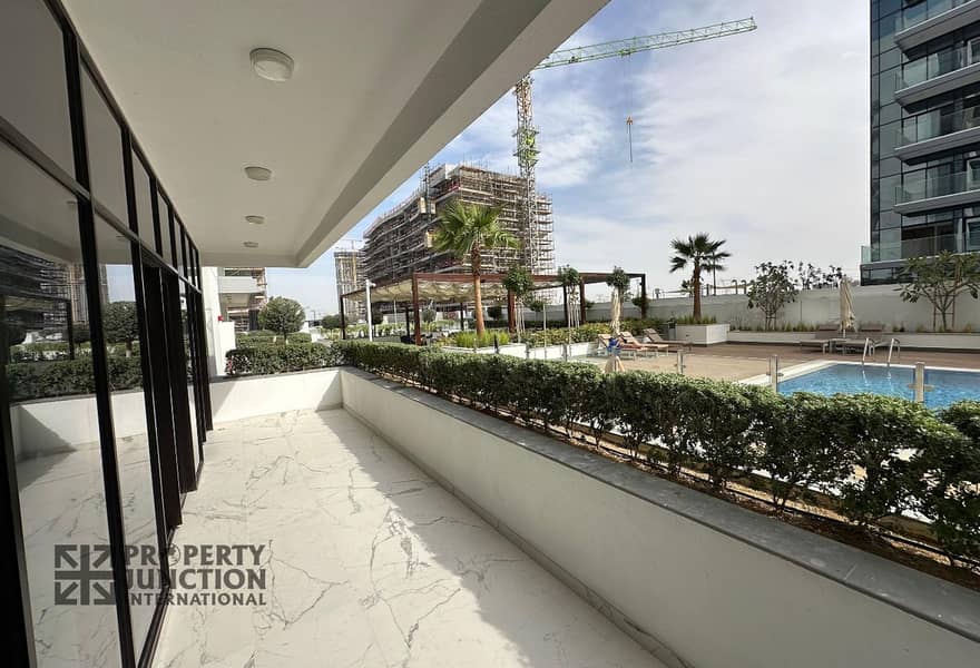 2 Azizi Riviera 67 pic 1. jpg