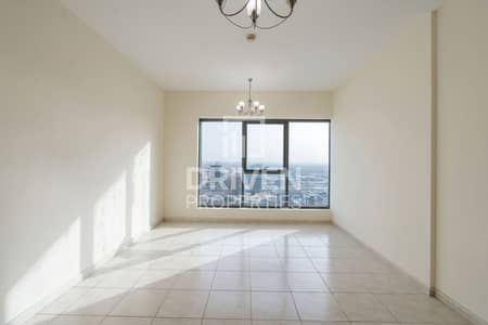 2 Bedroom Apartment for Sale in Dubai Land Residence Complex (DLRC), Dubai - Ready to Move in | Skyline View | Elegant Unit 2 Bedroom Apartment for Sale in Dubai Land Residence Complex (DLRC), Dubai - Ready to Move in | Skyline View | Elegant Unit