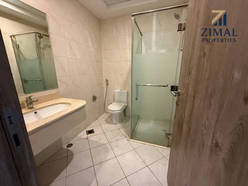 Modern 2 Bedroom Apartment | Pool, Gym & Parking - Image 12