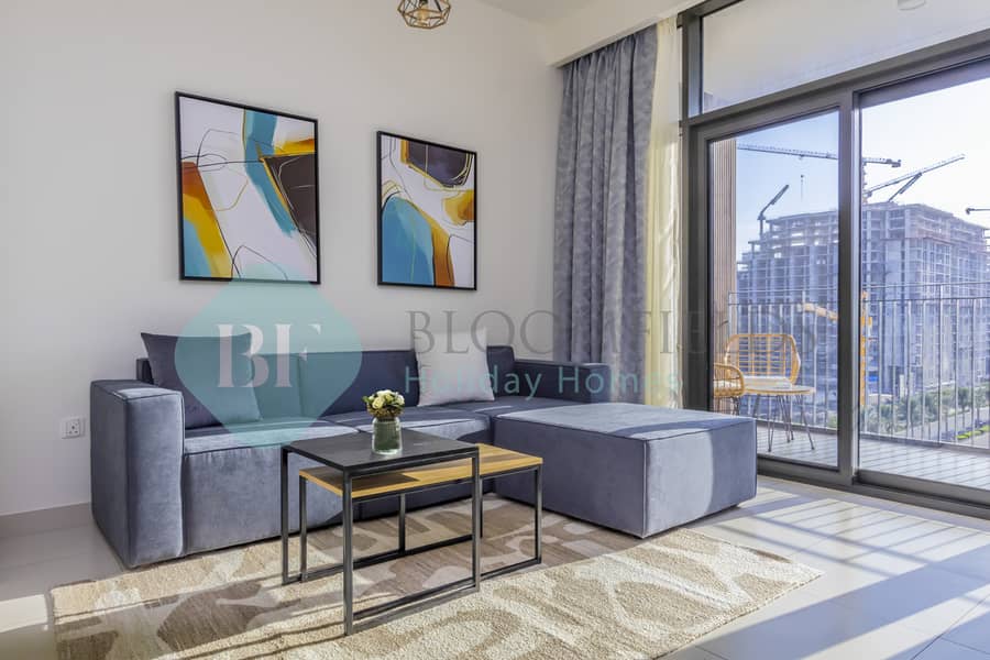2 Livingroom-Edit. JPG
