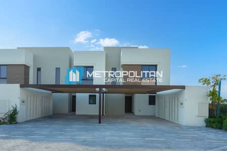 3 Bedroom Townhouse for Rent in Yas Island, Abu Dhabi - Vacant | Single Row | Corner 3BR+M | Furnished