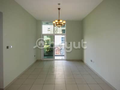 Best Price in Studio City - Great View & Location Best Price in Studio City - Great View & Location