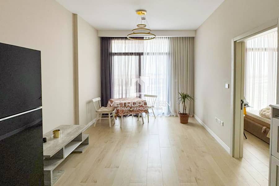 Spacious 1BR |Mid Floor| Balcon | Smart investment Spacious 1BR |Mid Floor| Balcon | Smart investment