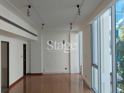 Office for Rent in Dubai Media City, Dubai - DDA License | Contemporary Office | Prime Location