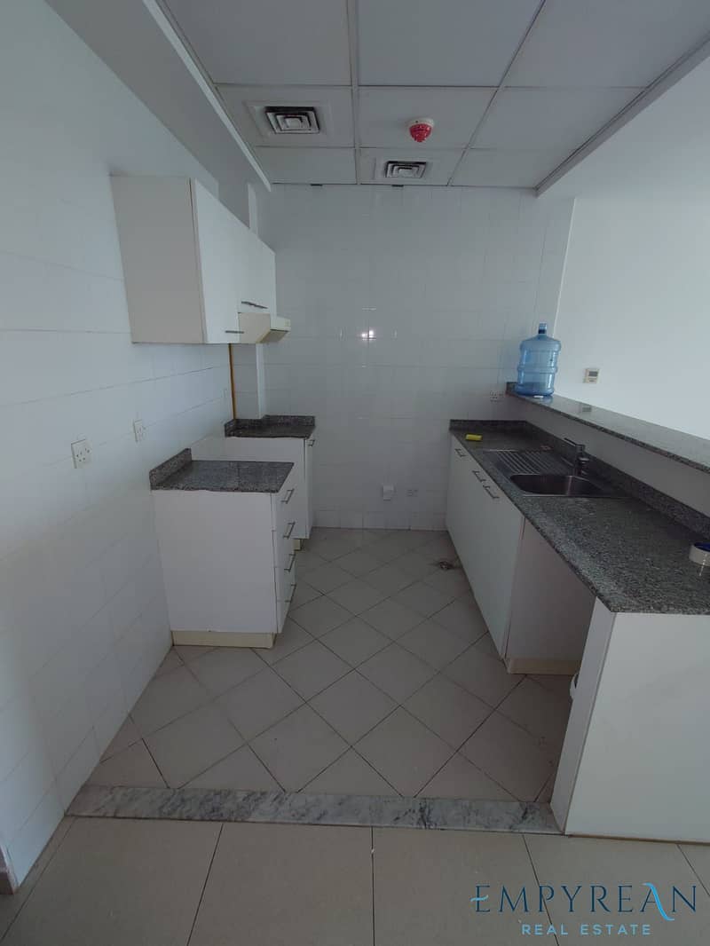 2 ac2caade-2ead-446b-a9ee-a01ee6a294c3. jpg