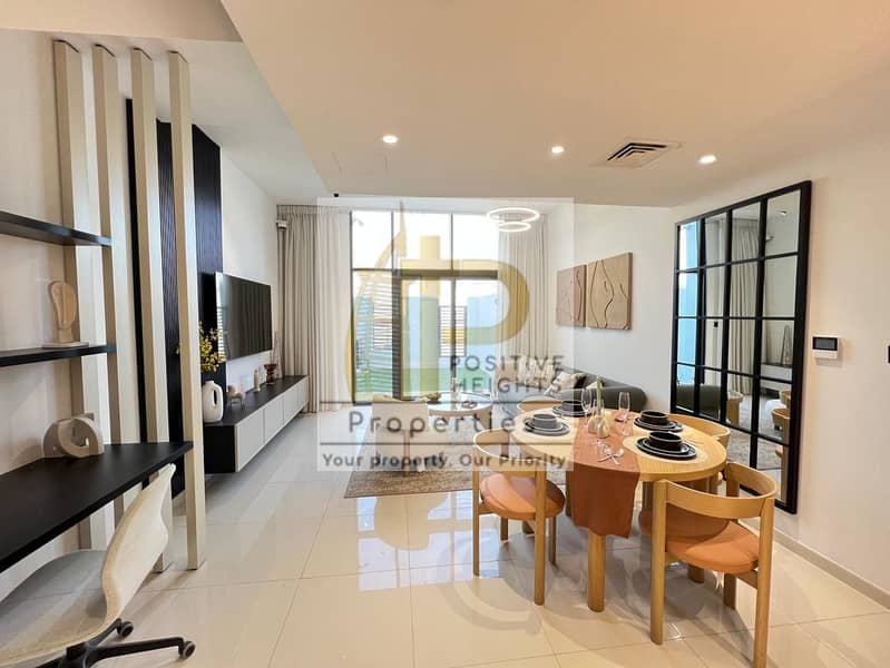 9 c846cbf1-dd4b-412a-a29c-f188fc78a249. jpg