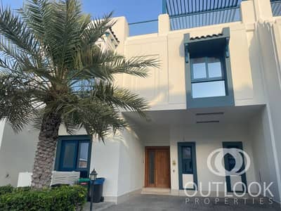 5 Schlafzimmer Villa zum zur Miete in Palm Jumeirah, Dubai - WHATSA~1. JPG