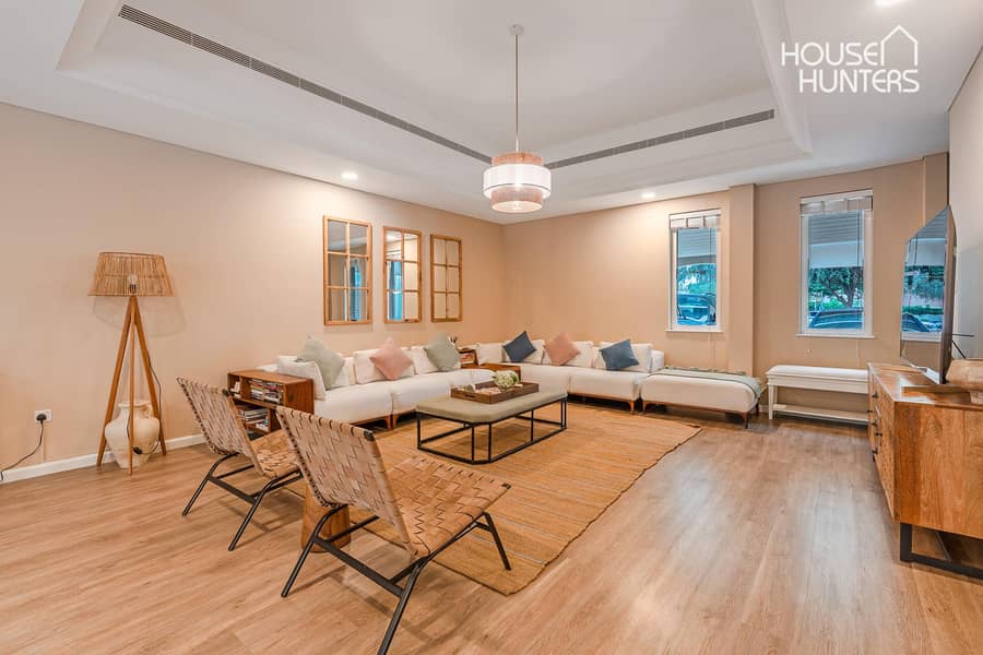 Fully Upgraded Townhouse | Single Row | Fully Upgraded Townhouse | Single Row |
