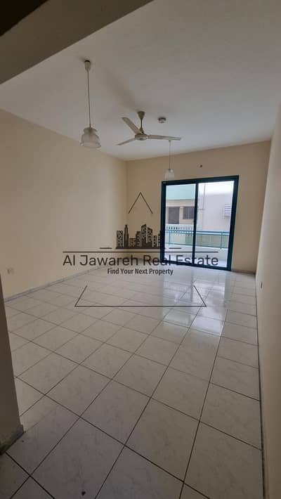 3 Bedroom Flat for Rent in Al Majaz, Sharjah - 20260405_095759. jpg 3 Bedroom Flat for Rent in Al Majaz, Sharjah - 20260405_095759. jpg