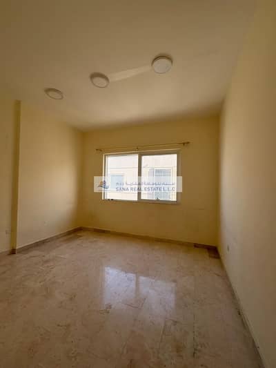 2 Bedroom Apartment for Rent in Corniche Al Fujairah, Fujairah - d5b3600f-6c48-454f-bfdc-054df4ef60e0. jpeg 2 Bedroom Apartment for Rent in Corniche Al Fujairah, Fujairah - d5b3600f-6c48-454f-bfdc-054df4ef60e0. jpeg