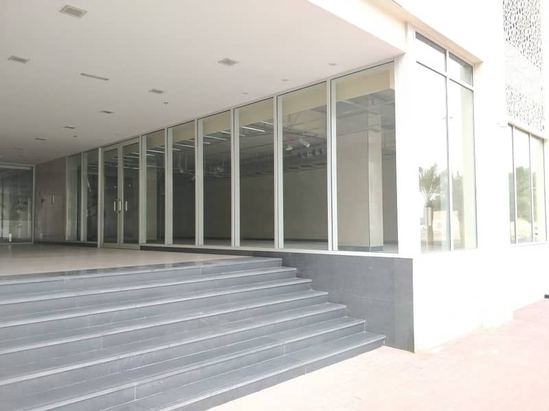 1286 Sq Ft RETAIL SPACE FOR RENT IN AL SUFOUH