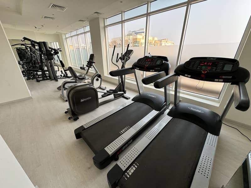 12 chequs or Yearly Payments , Your Choice Spacious Fully Furnished Studio Available - Image 25