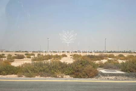 Plot for Sale in Jebel Ali, Dubai - Villa Plot I Multiple Options I Investor Deal