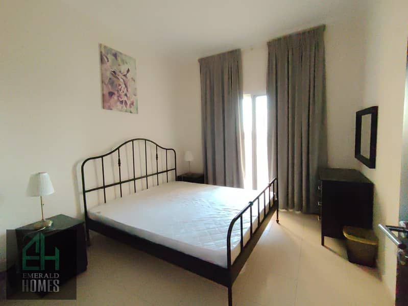 12 d5c88805-4b9b-44a5-9992-5ea2687e853a. jpg