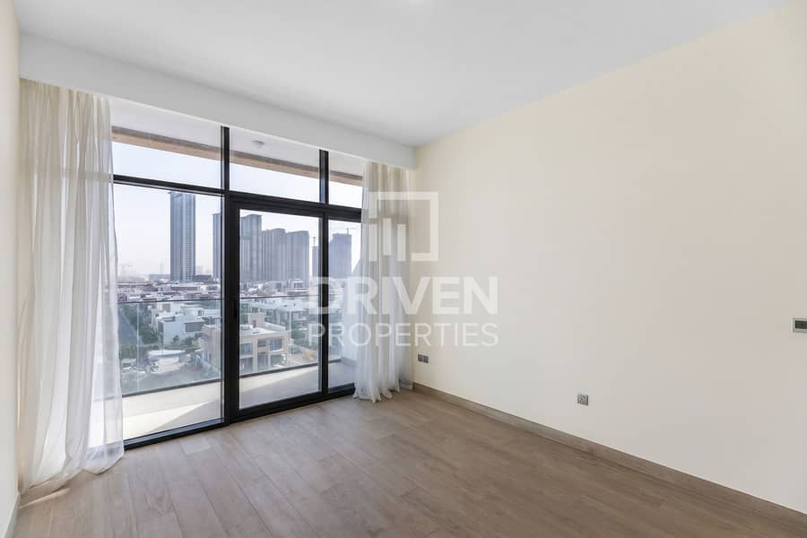 Facing Lagoon | Kitchen Appliances | 4 Cheques Facing Lagoon | Kitchen Appliances | 4 Cheques