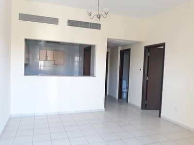 Higher floor - 1 Bed room for rent - balcony - Spain Cluster Higher floor - 1 Bed room for rent - balcony - Spain Cluster