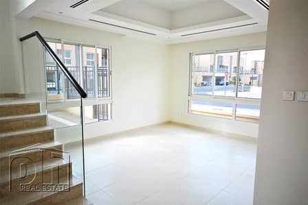 New to Market | 3S4 | 3 Plus maids | Lantana 1 New to Market | 3S4 | 3 Plus maids | Lantana 1