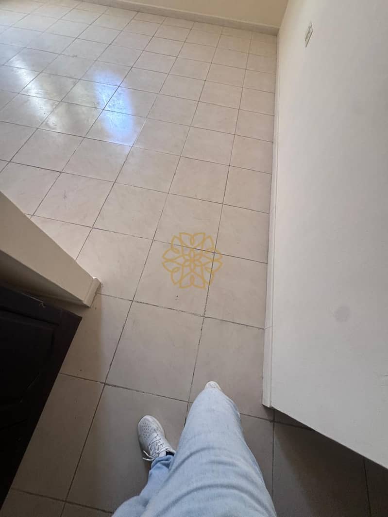 4 1000285575. jpg