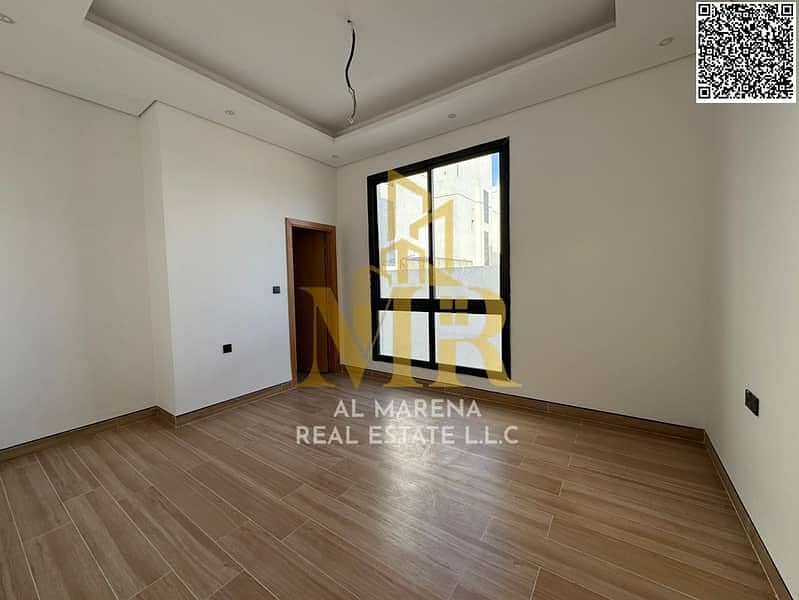 37 839165223-800x600. jpeg