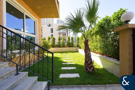 4 Bedroom Villa for Sale in Jumeirah Village Circle (JVC), Dubai - Call to view now | Vacant | Upgraded 4 Bedroom Villa for Sale in Jumeirah Village Circle (JVC), Dubai - Call to view now | Vacant | Upgraded