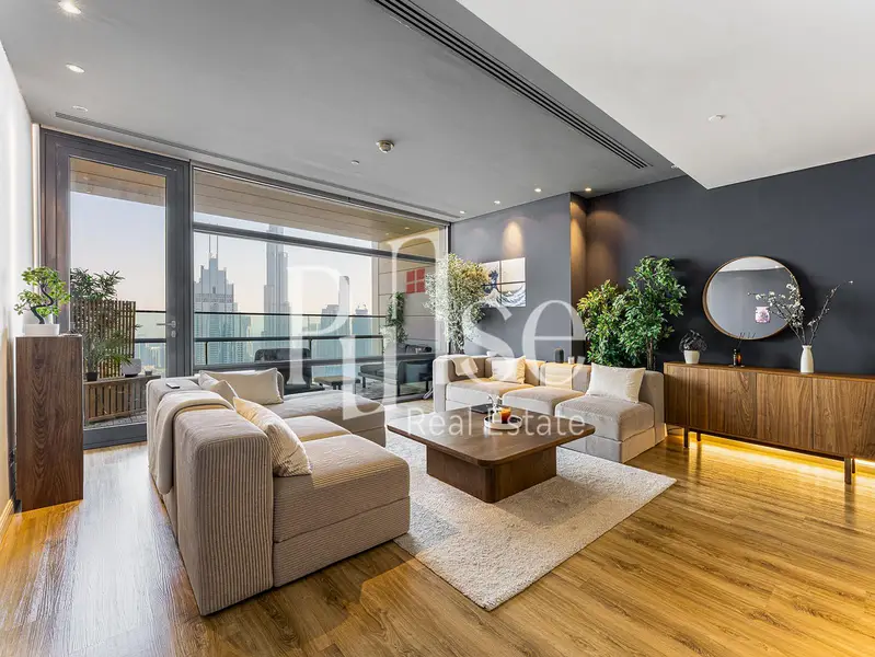 Elegant 2BR | High Floor with Balcony | Burj View