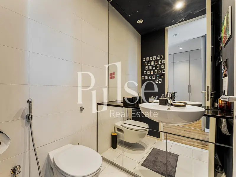 Elegant 2BR | High Floor with Balcony | Burj View