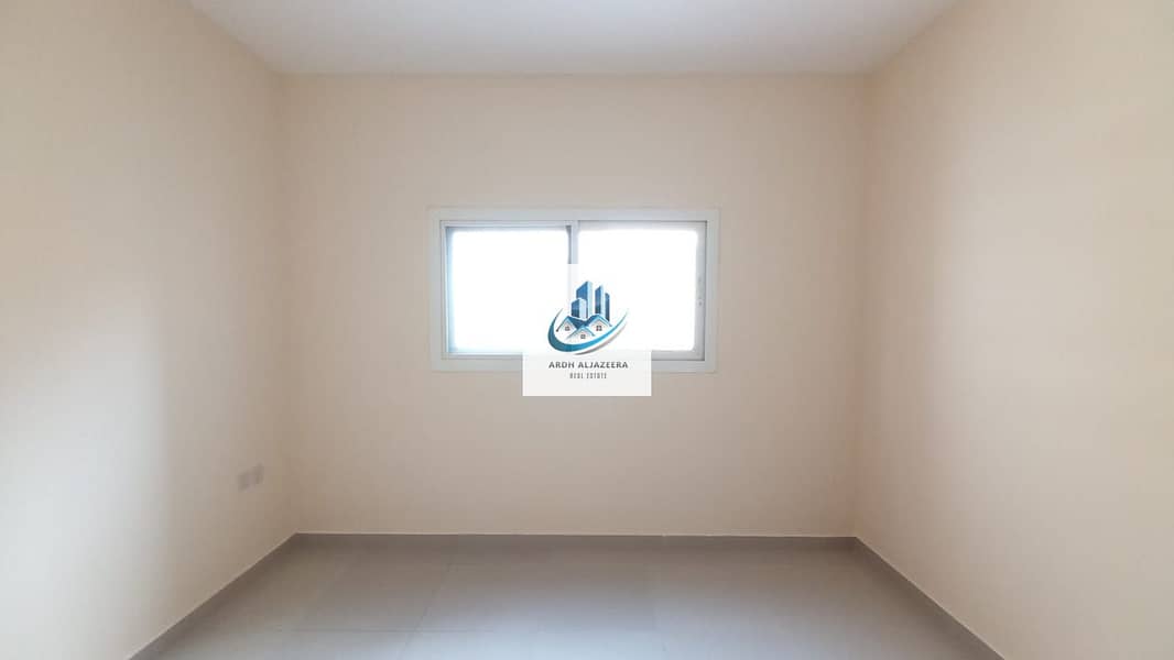 2 4690. jpg