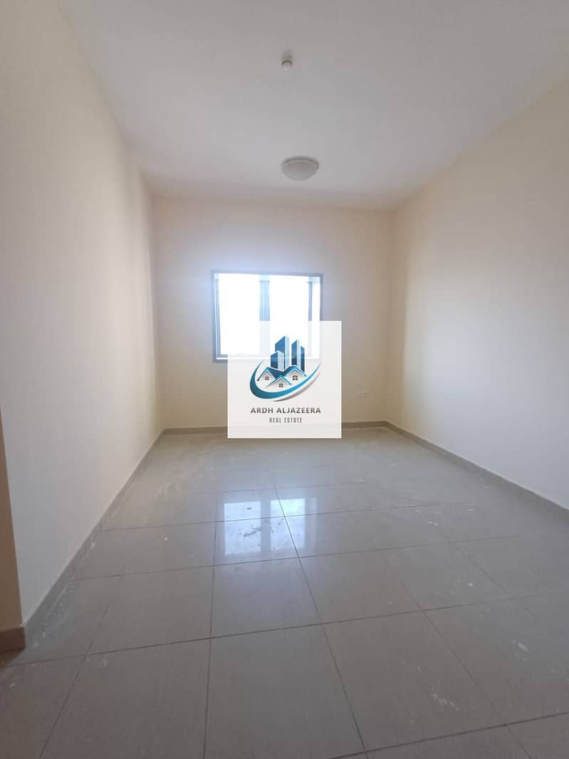 7 4985. jpg