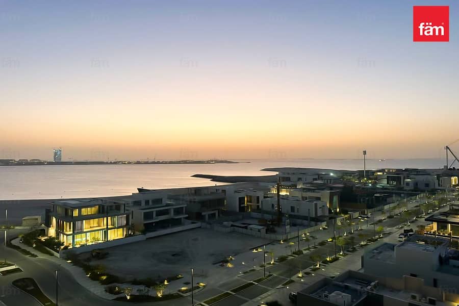 Right Behind Beach Access | 16,000 Sq Ft Bua Right Behind Beach Access | 16,000 Sq Ft Bua