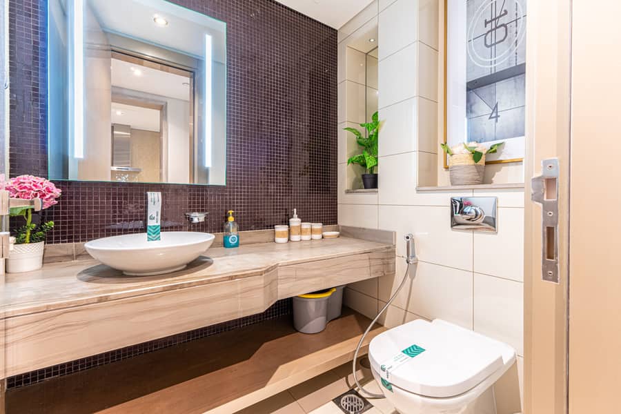 15 Washroom 2.1. jpg