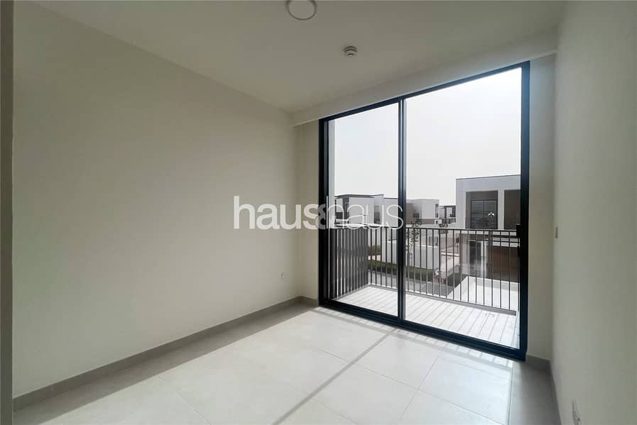 Ready | Landscaped | Exclusive - Image 6