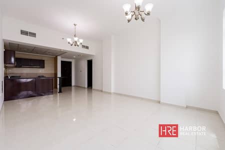 شقة 2 غرفة نوم للايجار في مجان، دبي - شقة في برج الرابية،مجان 2 غرف 73000 درهم - 15301008