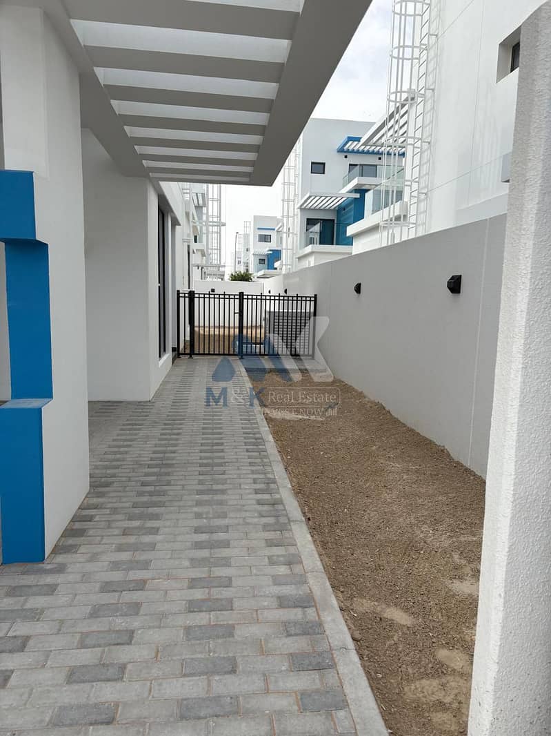 7 entrance 1. jfif. jpeg