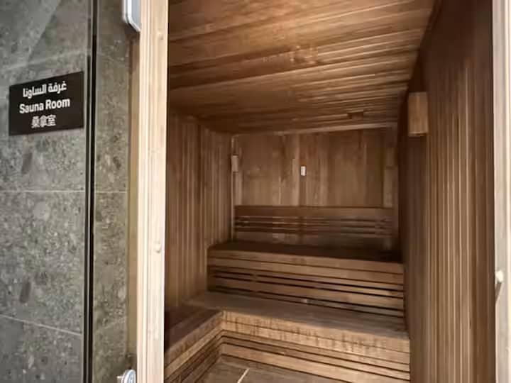 18 sauna. png