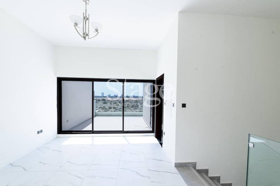 Vacant | Brand new | Single row | Near to Park Vacant | Brand new | Single row | Near to Park