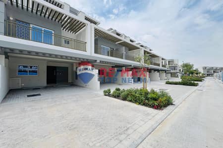 4 Schlafzimmer Townhouse zum zur Miete in DAMAC Hills 2 (Akoya by DAMAC), Dubai - Reihenhaus in DAMAC Hills 2 (Akoya by DAMAC),Camelia, 4 schlafzimmer, 125000 AED - 15302780 4 Schlafzimmer Townhouse zum zur Miete in DAMAC Hills 2 (Akoya by DAMAC), Dubai - Reihenhaus in DAMAC Hills 2 (Akoya by DAMAC),Camelia, 4 schlafzimmer, 125000 AED - 15302780