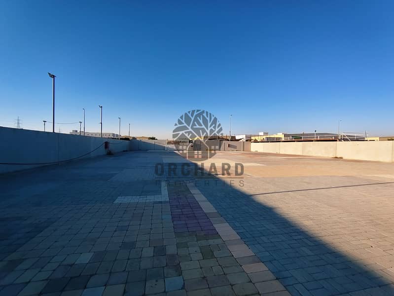 4 42380. jpg