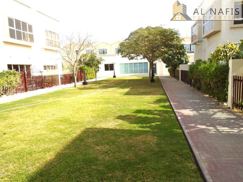 Bright and Breezy|5 BR Compound Villa Bright and Breezy|5 BR Compound Villa