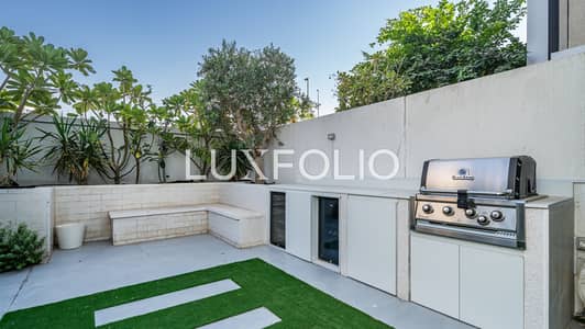 2 Bedroom Apartment for Sale in Jumeirah Lake Towers (JLT), Dubai - Fully Uprgaded - Downstairs Duplex