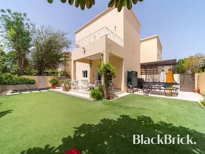 3 Bedroom Villa for Rent in The Lakes, Dubai - UPGRADED | CLOSE TO POOL&PARK | PRIVATE POOL