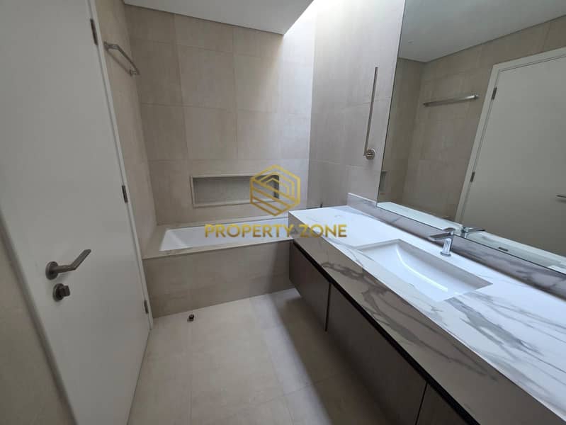2 Townhouse 204 (1). jpeg